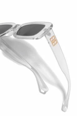 Lush Views - Clear Accessories