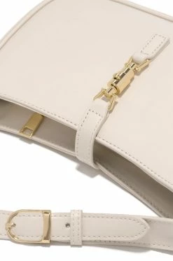 FA Nyara - Ivory Accessories