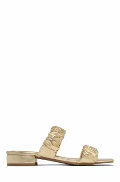 SODA Riviera - Gold Shoes