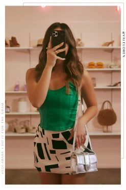 LVH Evani - Green Clothing