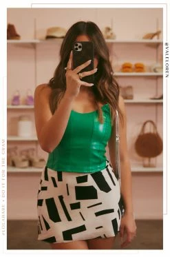 LVH Evani - Green Clothing