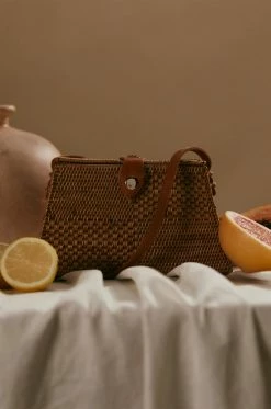 EVR Island Girl - Tan