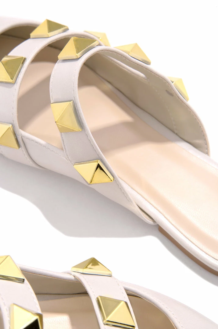 BBOO Shoes Elite Trips - Ivory