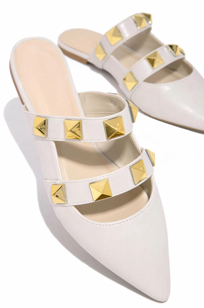 BBOO Shoes Elite Trips - Ivory