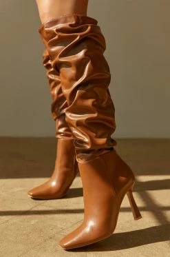 SOME Kaory - Tan Shoes