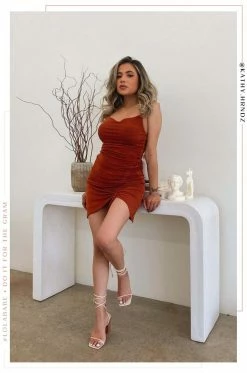 BLN Dresses Amaree - Rust