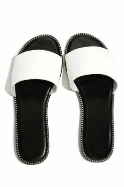 WDiva Saintly - White