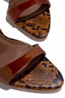 SOME Amayrani - Brown Shoes