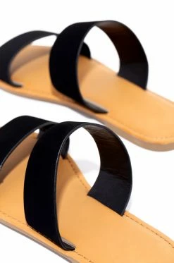 SFEET Beach Waves - Black Shoes