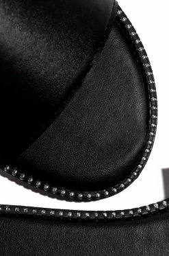 WDiva Saintly - Black Shoes