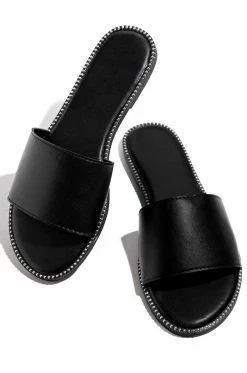 WDiva Saintly - Black Shoes