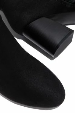 QUPD French Femme - Black