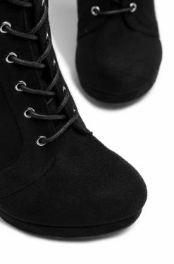 WDIVA Your Wild One - Black Shoes