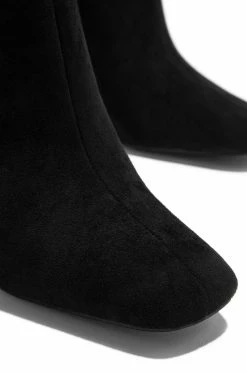 SOME Weekend Cool - Black Shoes