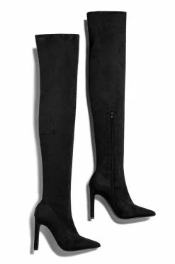 LILIA Shoes Social Status - Black