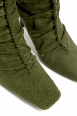 CAPEROBB Shoes Crave You - Olive