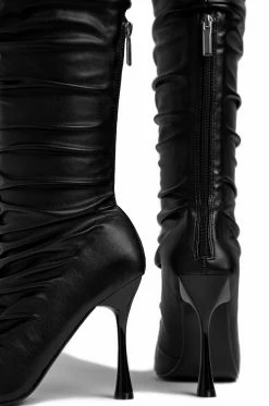 CAPEROBB Crave You - Black