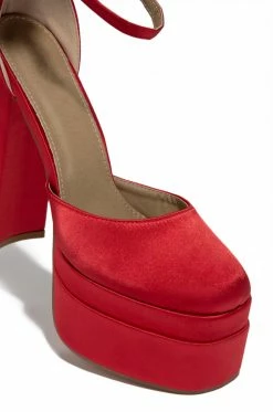 LEMND Bella - Red Shoes