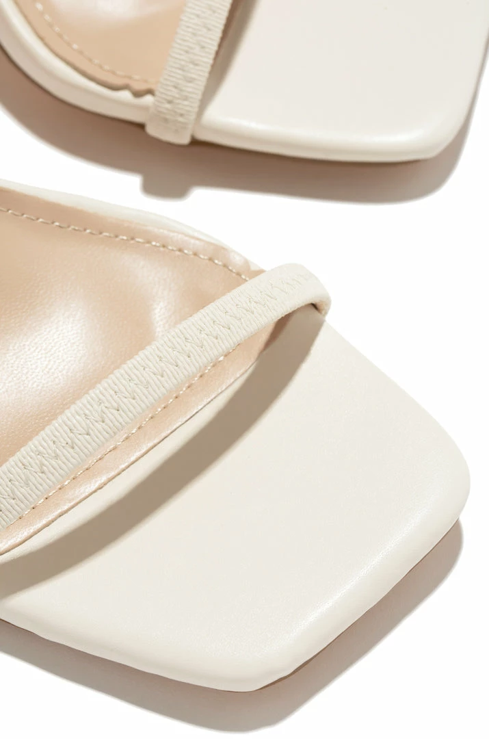 SOME Lavina - Bone Shoes