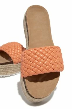 NATBREEZE Shoes Beautiful Beaches - Coral