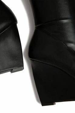 SOME High Attention - Black