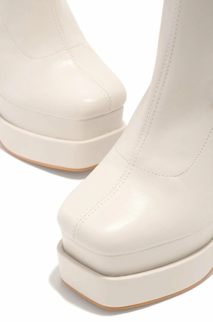 MIXX Alyna - Bone Shoes