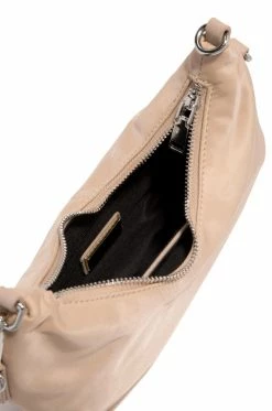 UR Milan Muse - Nude