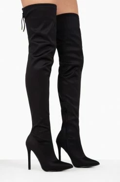 Lilia Flossy - Black Shoes