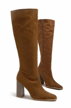 TOPM Weekend Away - Tan Shoes