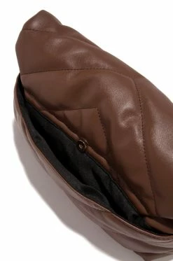 UR Fashion Life - Mocha Accessories