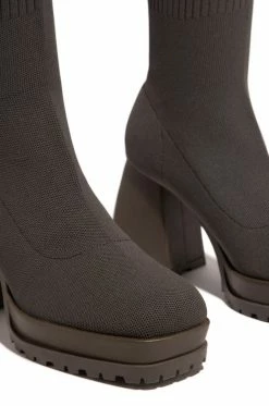 LEMND Alandra - Olive Shoes