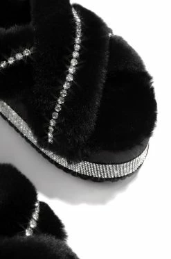 SOME Shoes Cozy In Glam - Black