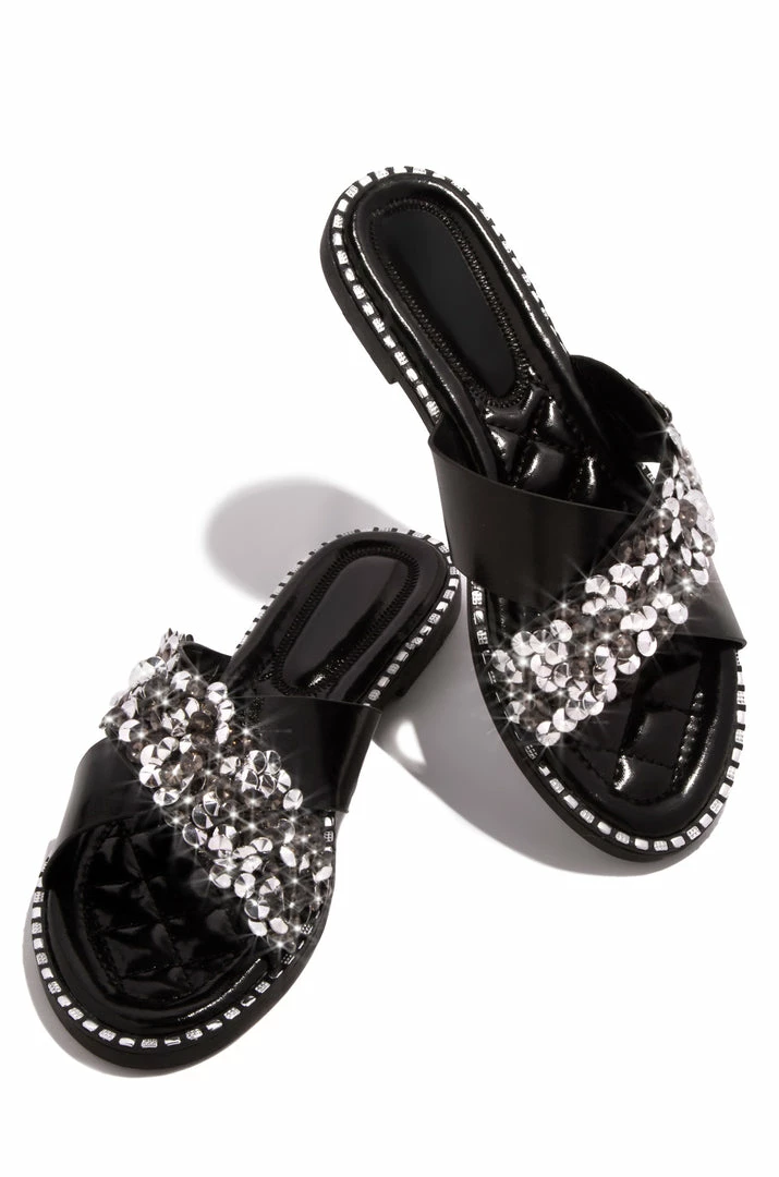 WBOO Luxury Vacation - Black