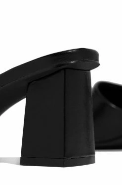 BBOO Valentine - Black PU