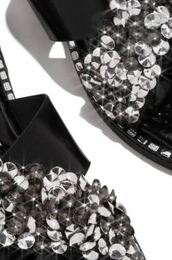 WBOO Luxury Vacation - Black