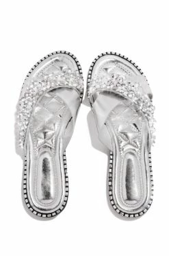 WBOO Luxury Vacation - Silver Shoes