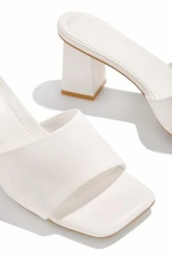 BBOO Shoes Valentine - White