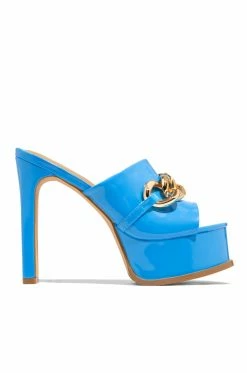 LEMND Shoes Flirting Behavior - Blue