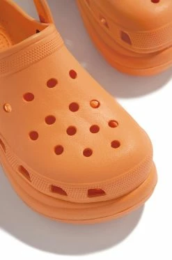 WDIVA Chill All Day - Orange Shoes