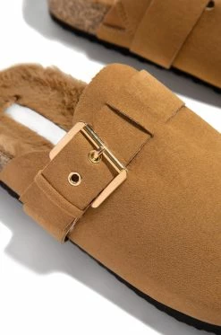 QUPD Shoes Relax And Chill - Tan