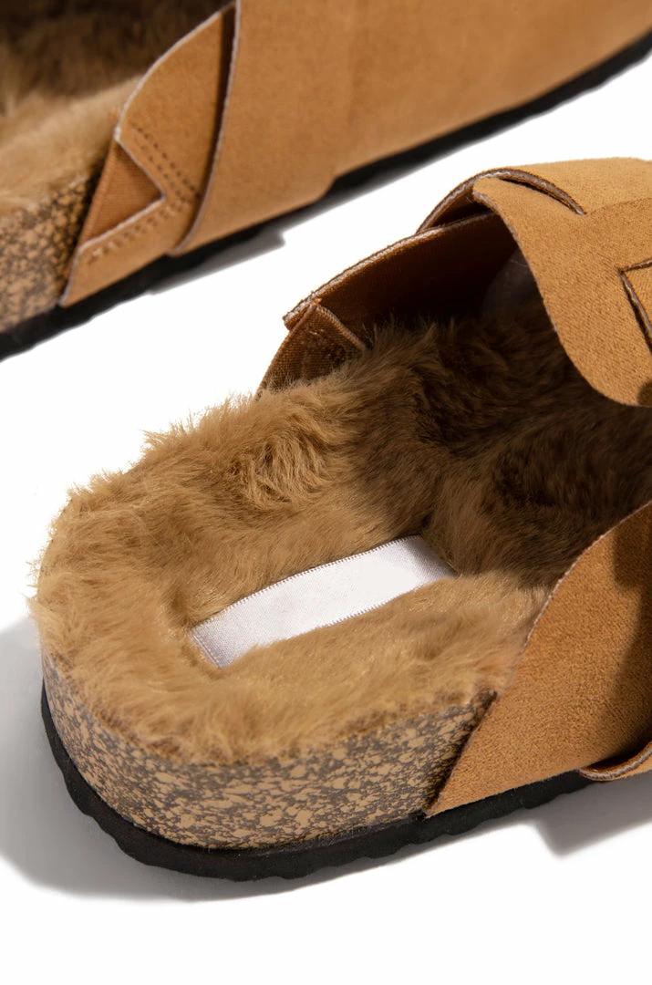 QUPD Shoes Relax And Chill - Tan