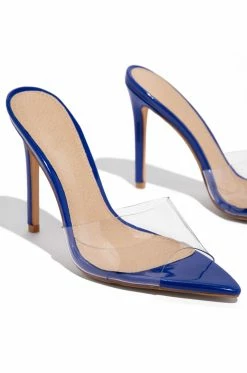 OLVJAY Beauty Blogger - Blue Shoes