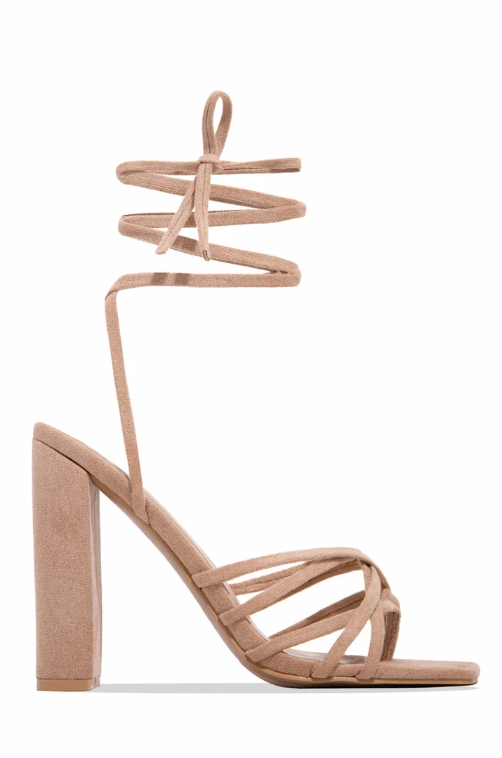 SOME Cute Outfits - Nude Shoes