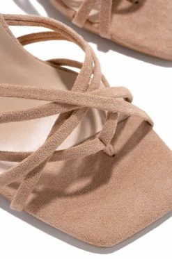 SOME Cute Outfits - Nude Shoes