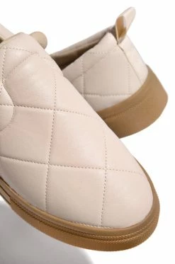 SOME Chill Getaway - Bone