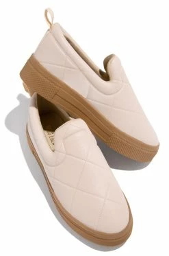 SOME Chill Getaway - Bone