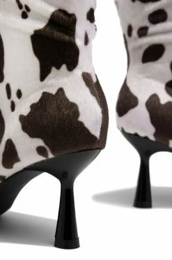 MIXX Queen Of NY - Cow