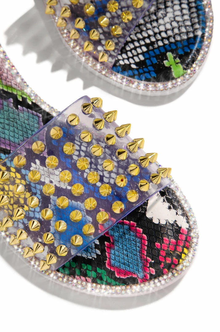 WDIVA Wild Stunner - Multi Snake