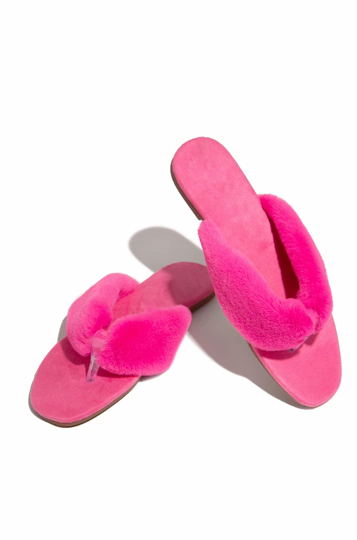 SOME Cozy Queen - Fuchsia Shoes