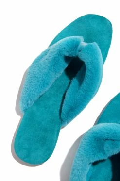 SOME Shoes Cozy Queen - Teal